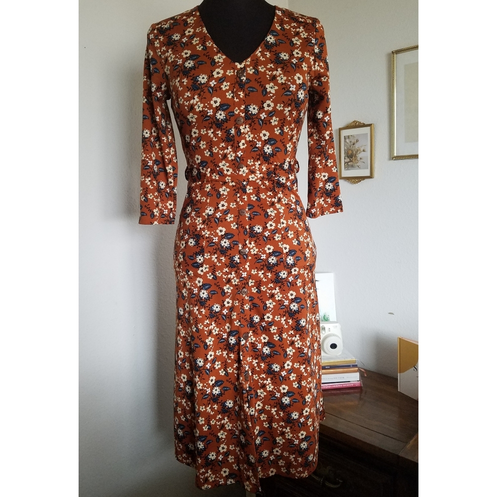 Monteau 3/4 Sleeve Midi Floral Dress